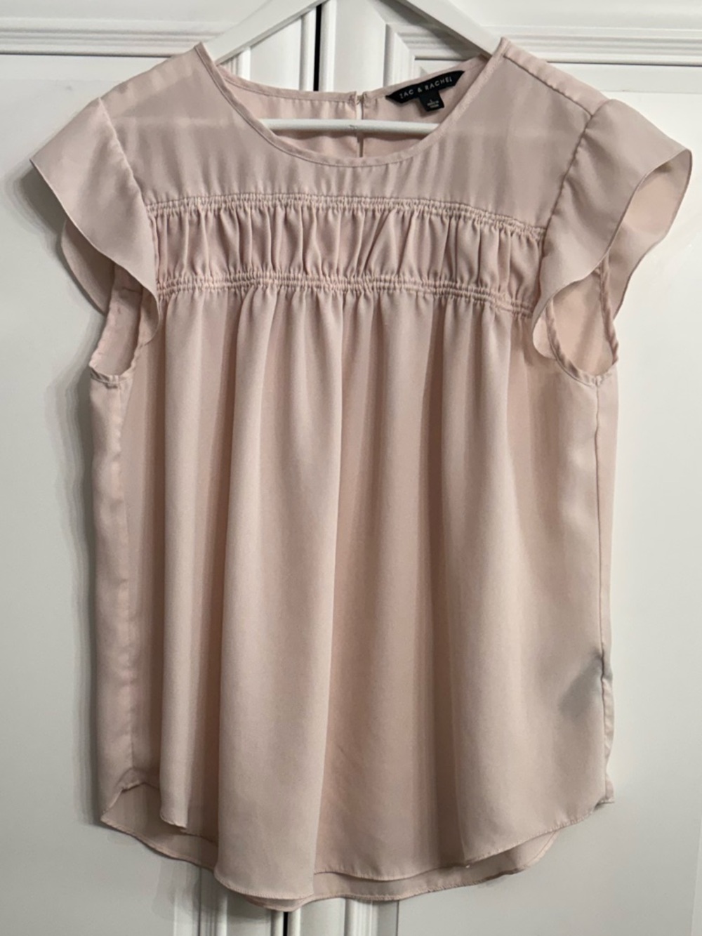Zac & Rachel Size Large Blush Pink Flutter Sleeve Blouse Gathered Pleated Detail